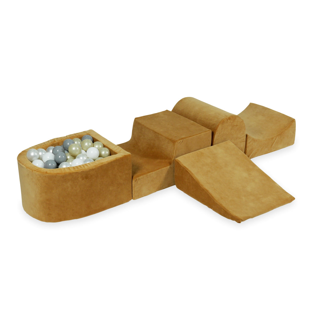 Aire de jeux en mousse avec colline et piscine micro velvet soft carmel + 100 balles