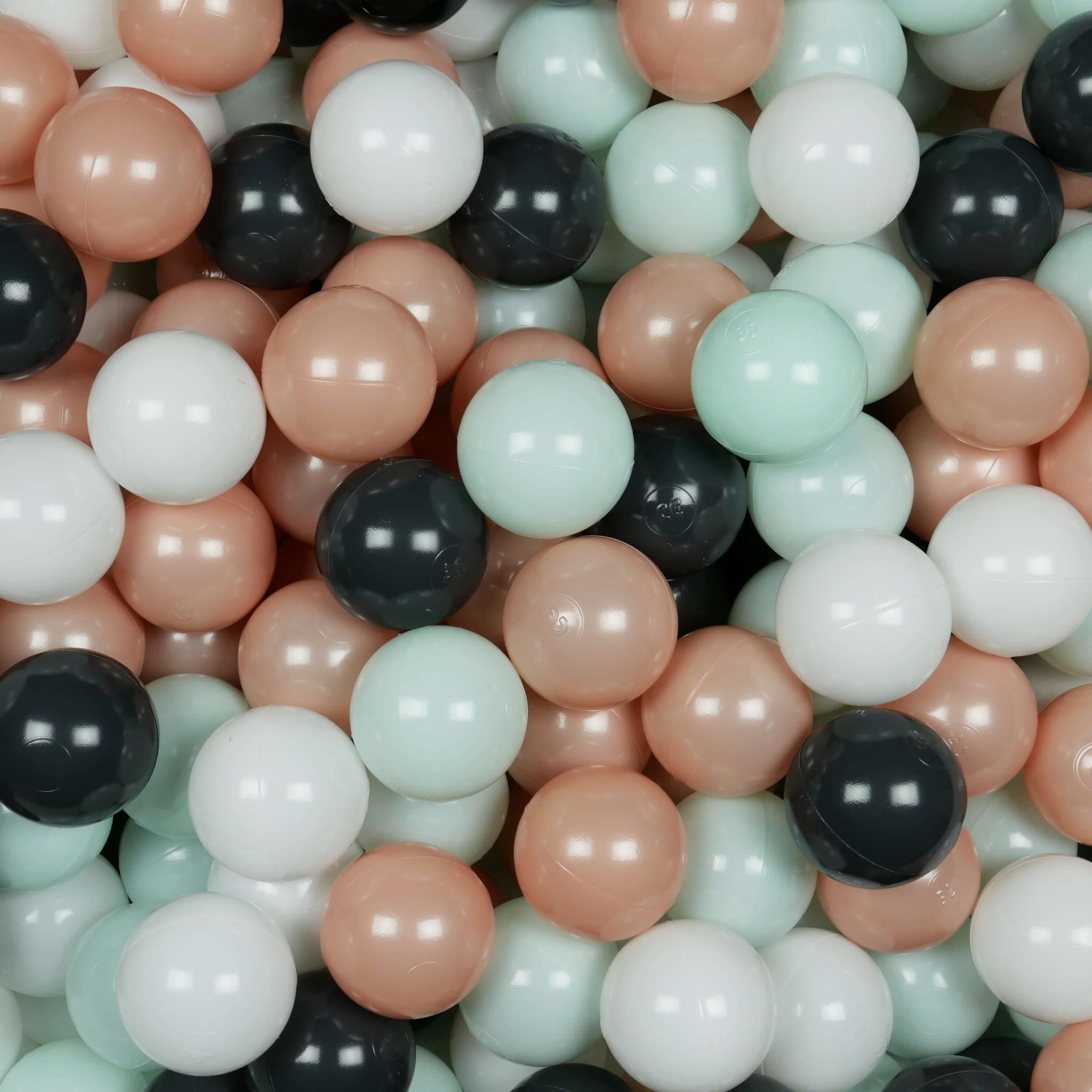 Balles de jeu ø7cm 50 pièces blanc, graphite, rose dore, menthe claire